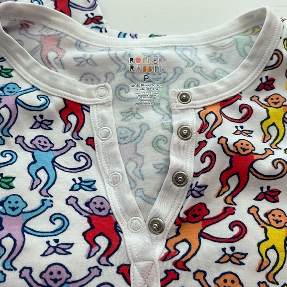 Roller Rabbit woman’s Petite disco monkey print set - Picture 5 of 6